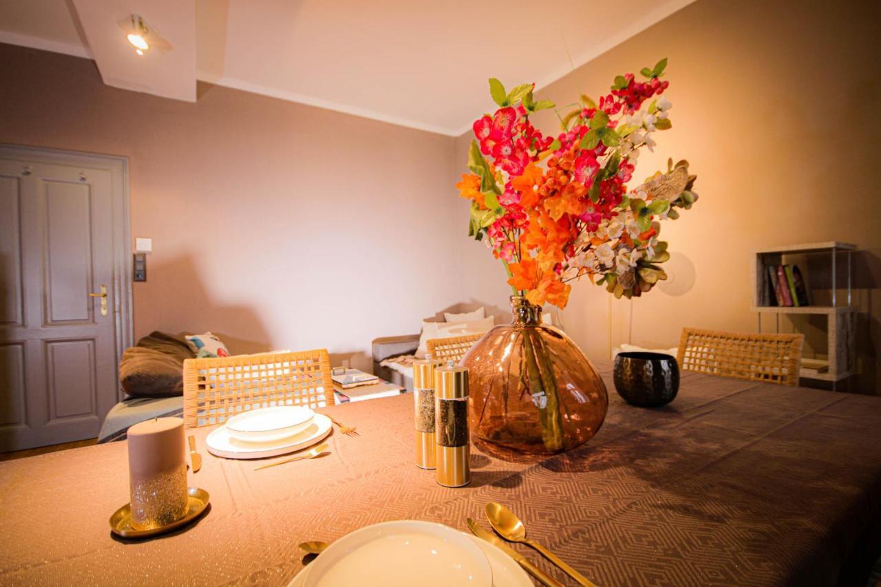 Charming Apartment: Only 10 Minutes To The Center Виена Екстериор снимка