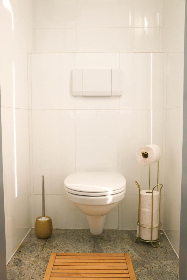 Charming Apartment: Only 10 Minutes To The Center Виена Екстериор снимка