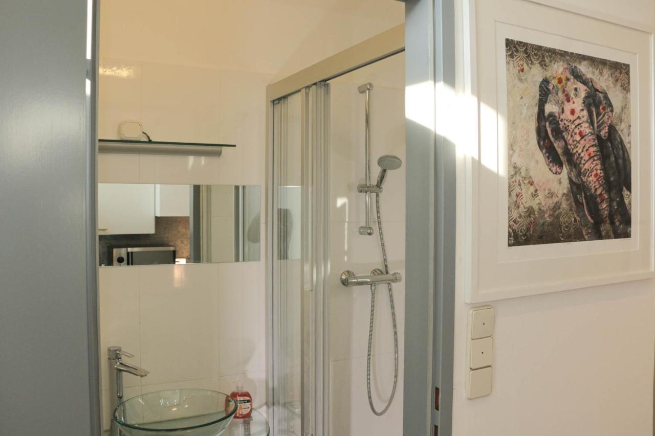 Charming Apartment: Only 10 Minutes To The Center Виена Екстериор снимка