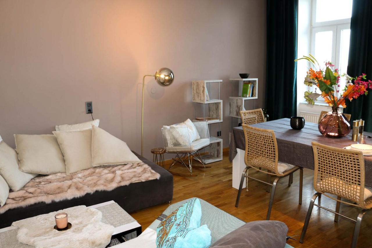 Charming Apartment: Only 10 Minutes To The Center Виена Екстериор снимка